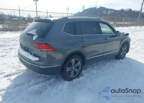 2020 Volkswagen Tiguan 2.0T Se/2.0T Se R-Line Black/2.0T Sel from USA, damaged, VIN 3VV2B7AX1LM104152